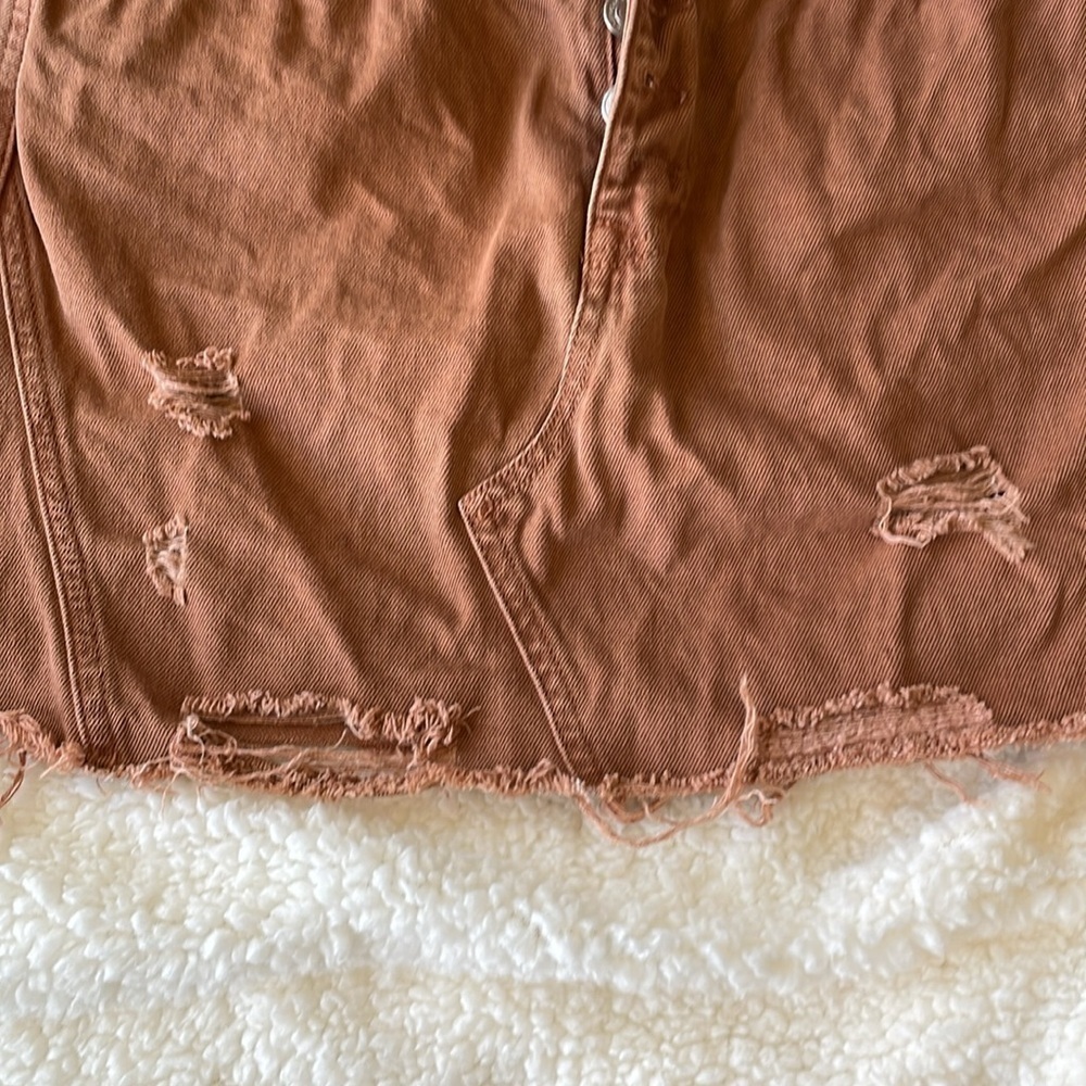 Free People We The Free Tan Denim Jean Skirt Distressed Button Up Size 29 - Picture 4 of 6